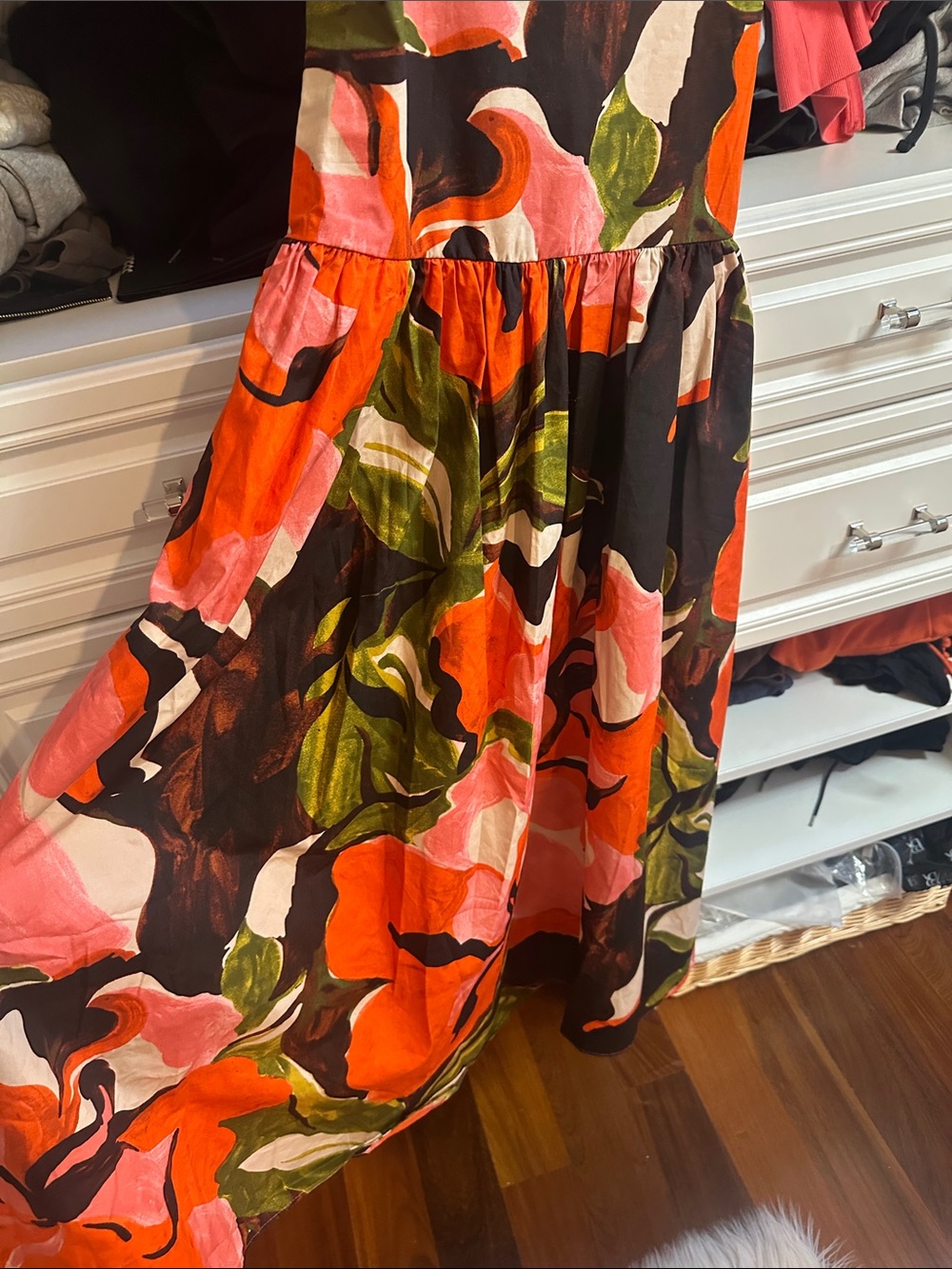 Express Floral Poplin Sweetheart Drop Waist Smocked Back Maxi Dress with Pockets - Picture 4 of 9